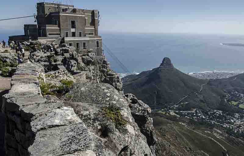 27 - Sudafrica - parque nacional Table Mountain - teleferico